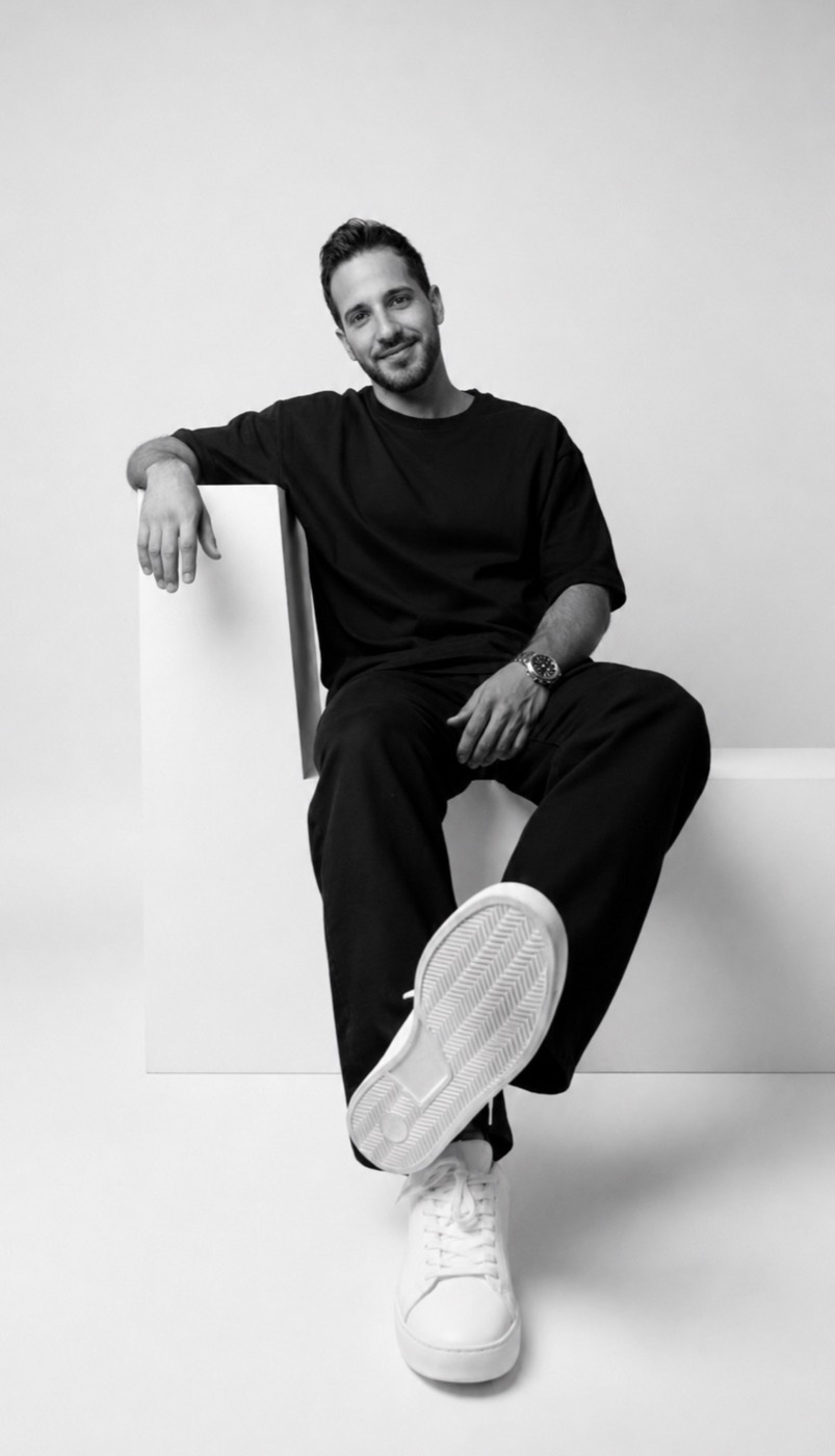 Retrato profesional del fundador de Hoppe Studio